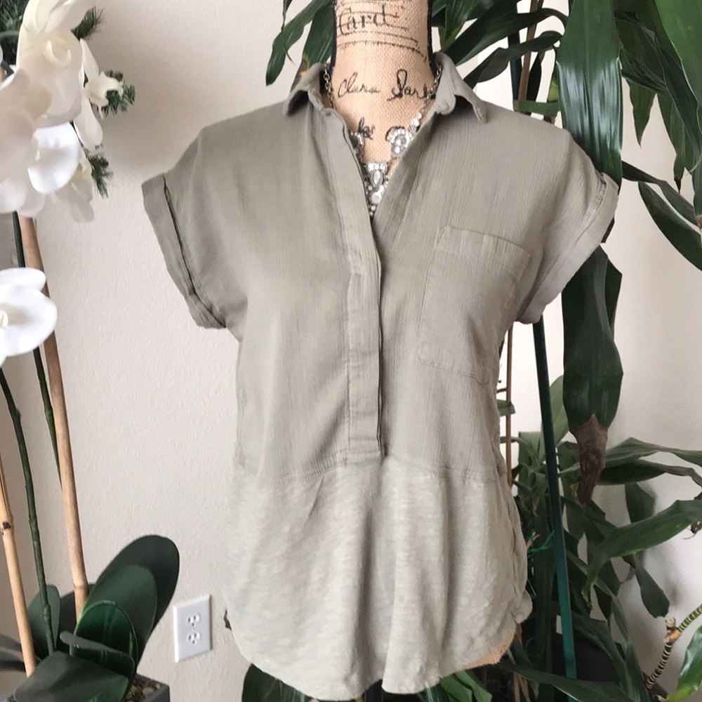 NWOT Universal Thread top - Picture 3 of 7